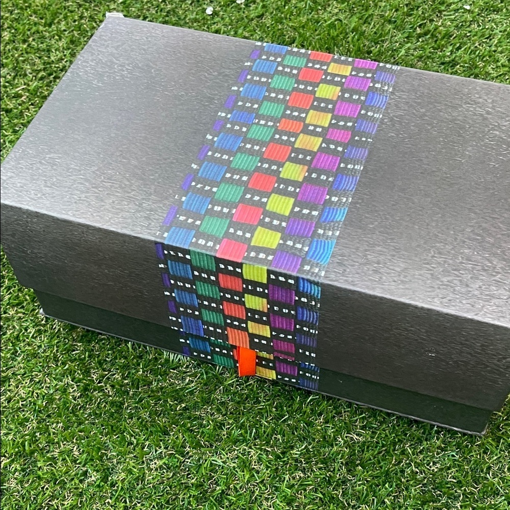 😁 Bernie MEV. Women's Colorful Woven Flats 🥿 Will go with just about anything 😁 - Picture 11 of 11